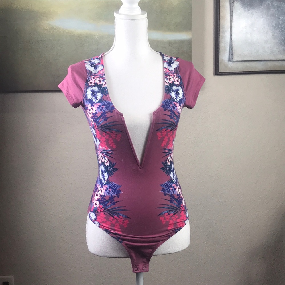 EXPRESS Bodysuit in size XS
